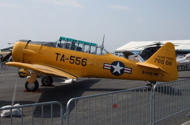 North American T-6/AT-6
