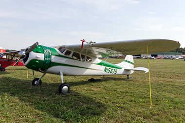 Cessna 195 Businessliner