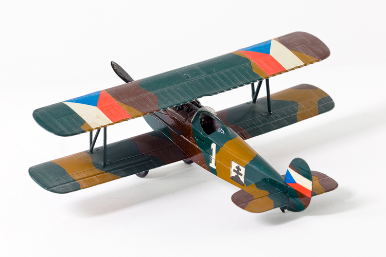 Avia BH-21