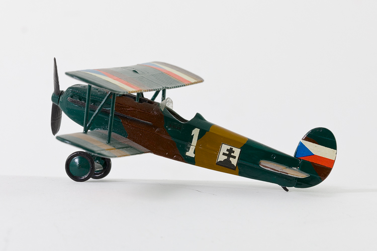 Avia BH-21