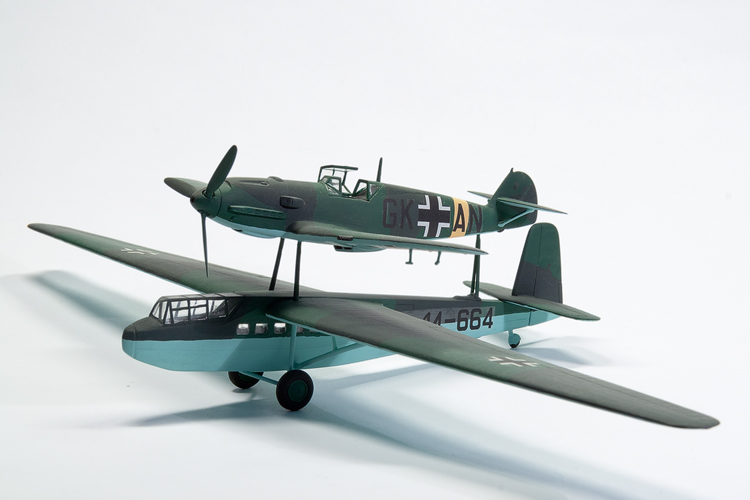 DFS 230 - Bf 109E Mistel