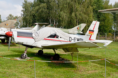 Zlin Z-42M
