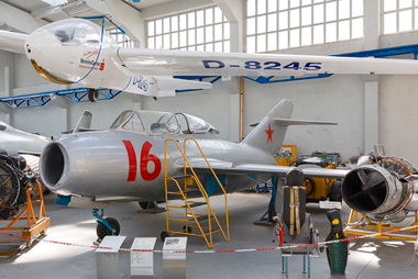 MiG-15 UTI