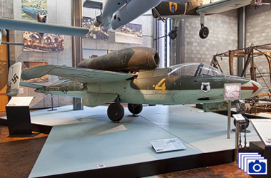 Heinkel He 162 A-2