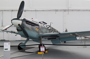 Hispano Aviación HA-1112 (umgebaut zur Bf 109 G-12)