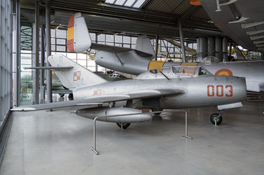 Mikojan-Gurewitsch MiG-15UTI